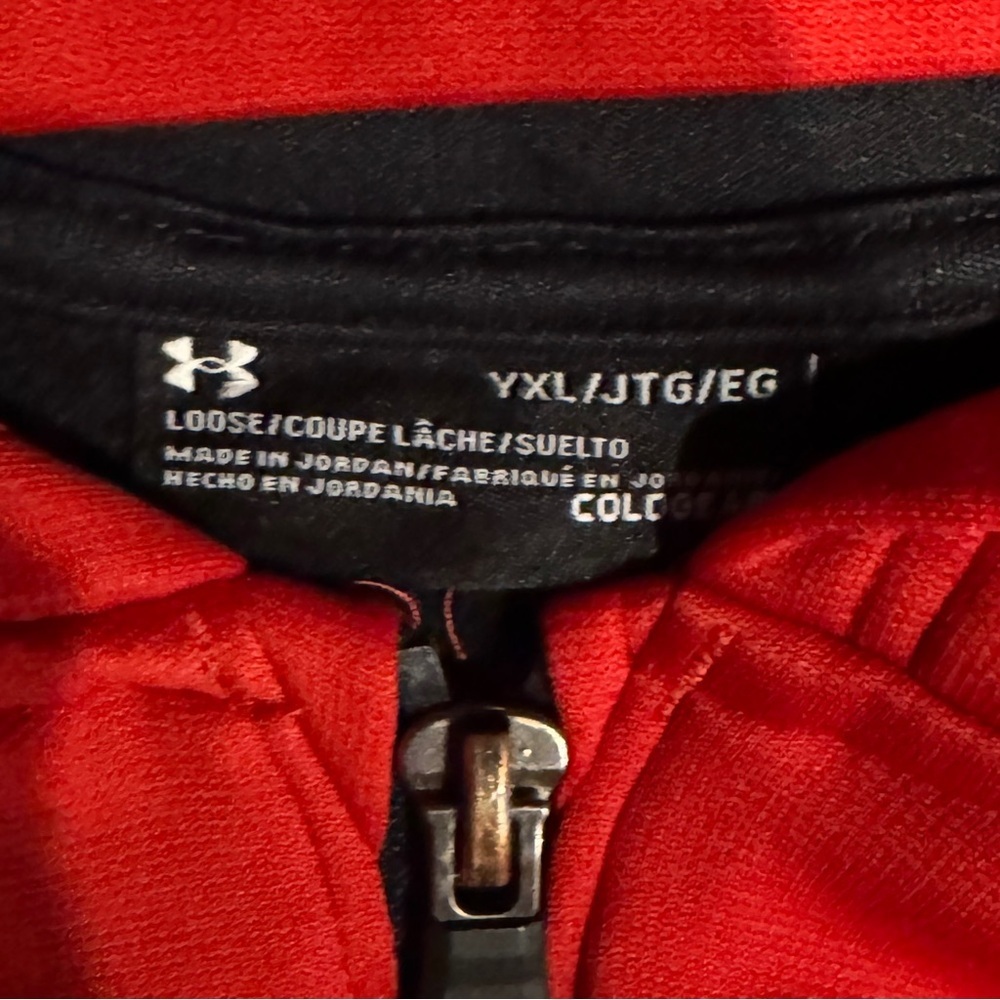 Boys Under Armour Red and Black Hooded Jacket XL - Picture 2 of 5